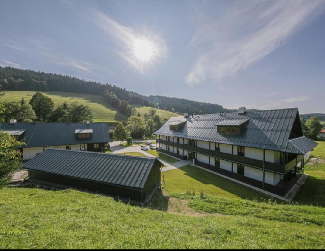Apartman Acko Polansky Dvur - Velké Karlovice Exterior foto